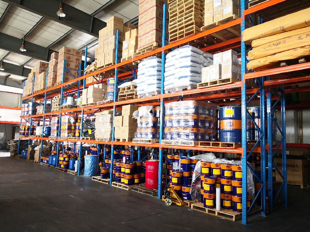 潤滑油如何選擇第三方物流倉庫
