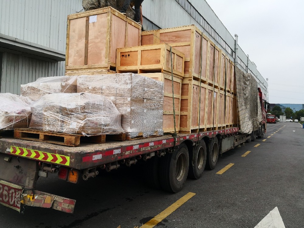 第三方零擔物流公司與專線物流公司的差異與優勢