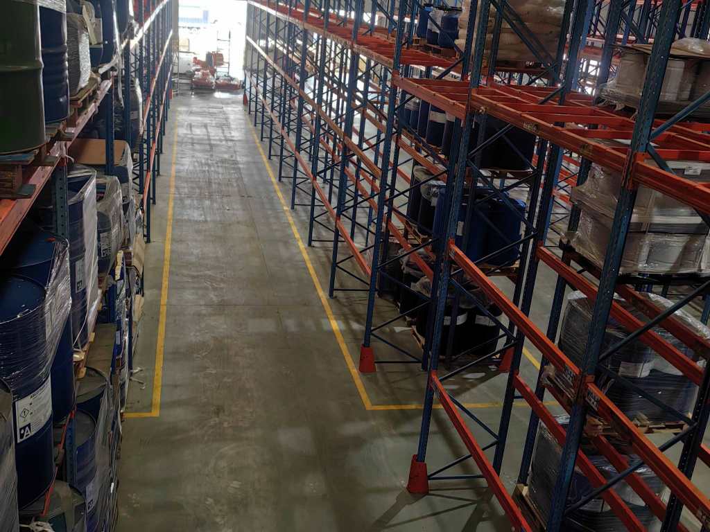 上海倉儲外包服務(wù)(上海倉儲服務(wù)開始上班了)